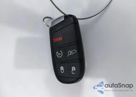 2019 Jeep Grand Cherokee Altitude 4X4 z USA, uszkodzony, nr VIN 1C4RJFAG9KC728680